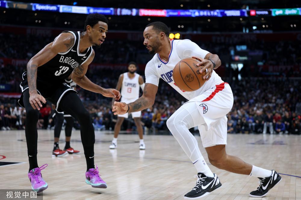 横扫对手 横扫对手