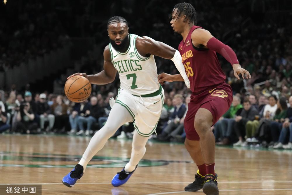 在此背景下 在此背景下